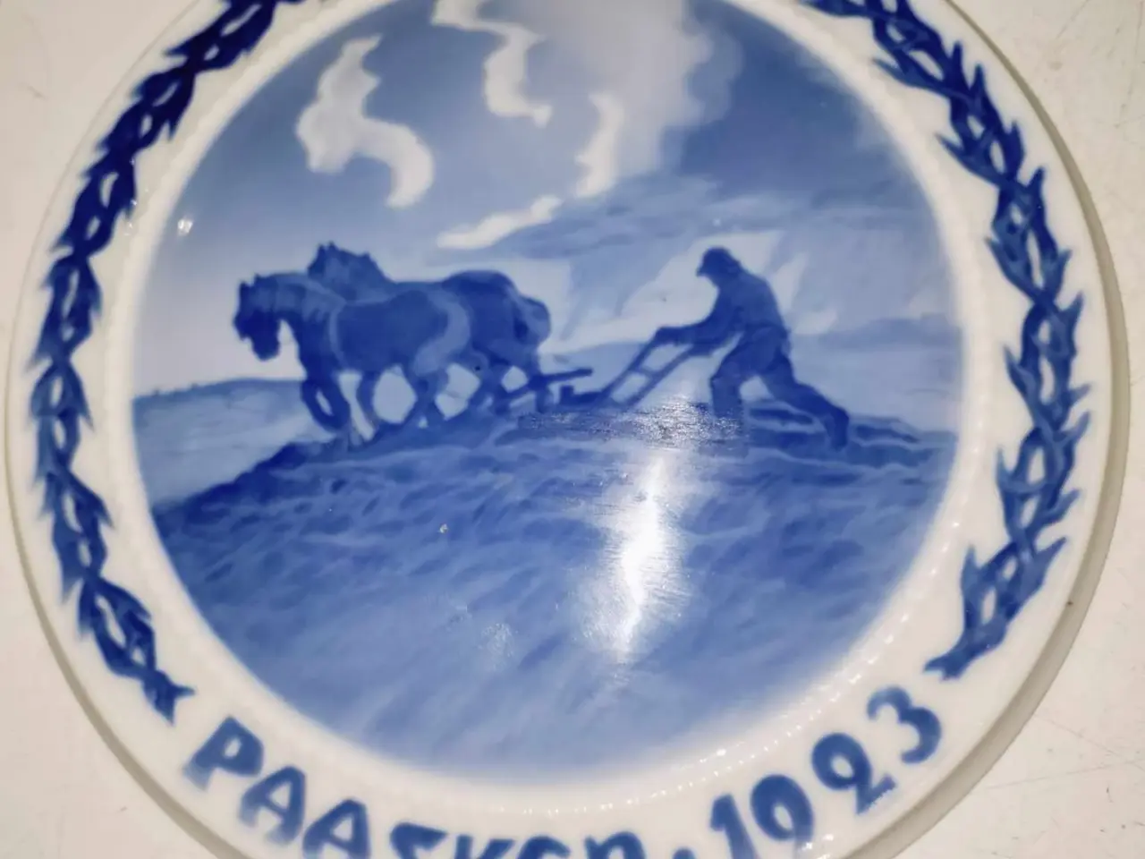 Billede 1 - super fin påskeplatte fra b&g 1923