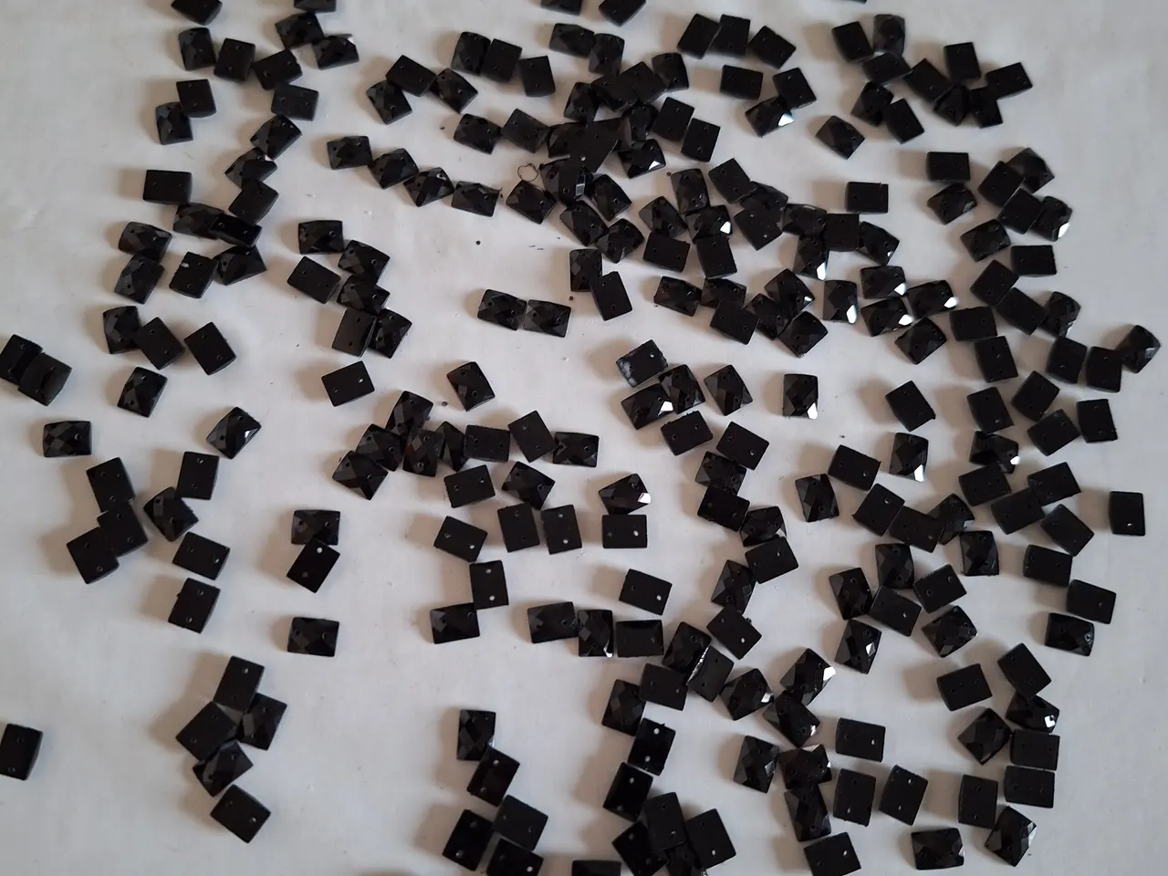Billede 1 - Store sorte perler