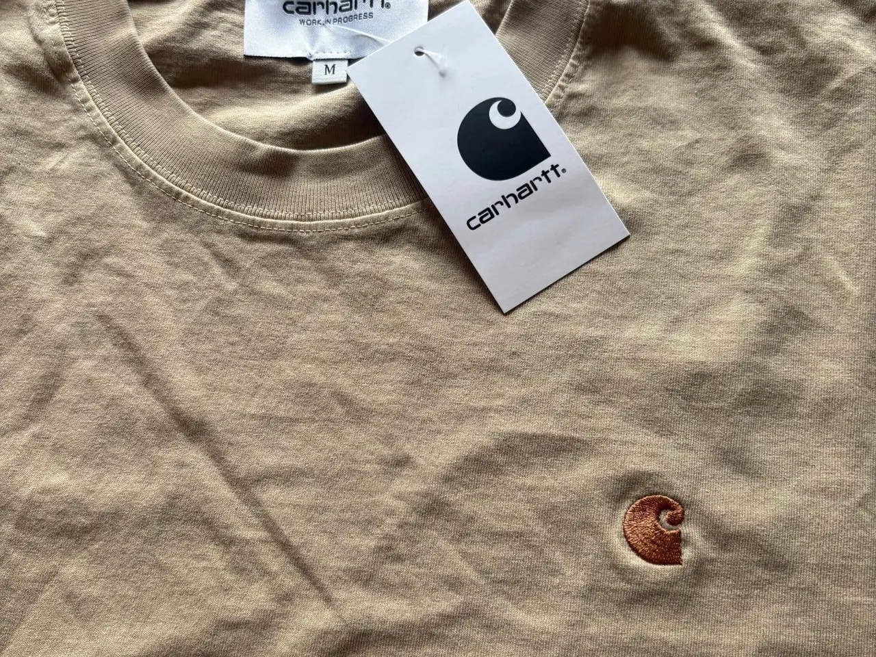 Billede 1 - Carhartt WIP beige T-shirt, størrelse M