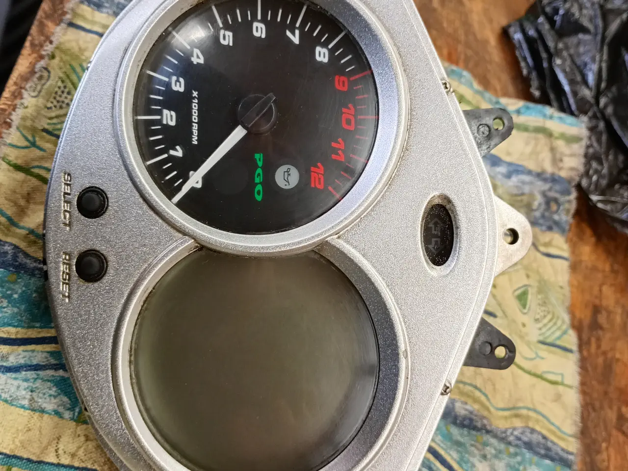 Billede 2 - Originalt speedometer til pgo g-max sælges