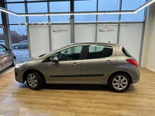 Peugeot 308 1,6 120HK 5d