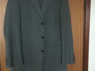 “Pierre Balmain” flot grå uld habit