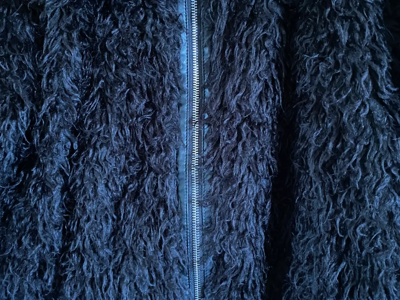 Billede 4 - Sort Faux Fur jakke