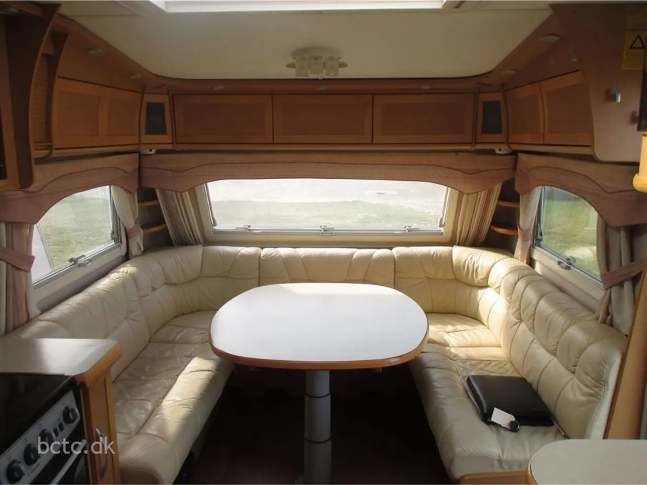 Billede 6 - 2008 - Kabe Royal 720 TDL U KS