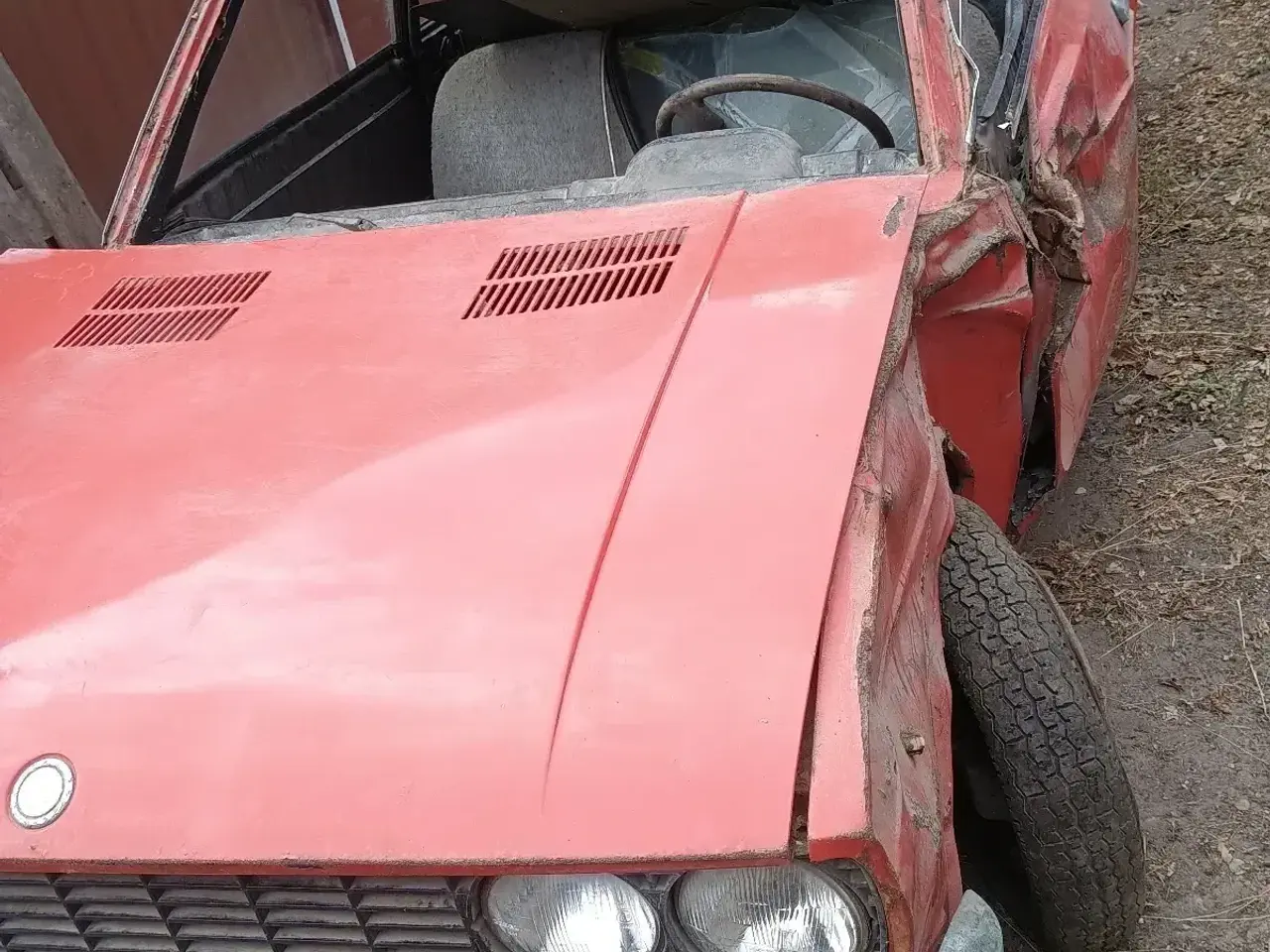 Billede 1 - Totalskadet Fiat 128 3P