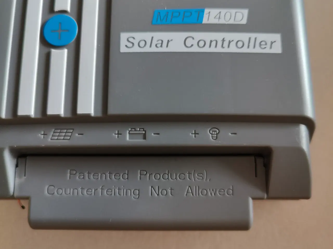 Billede 3 - 12/24 volt MPPT 100/40 oplader til off grid anlæg