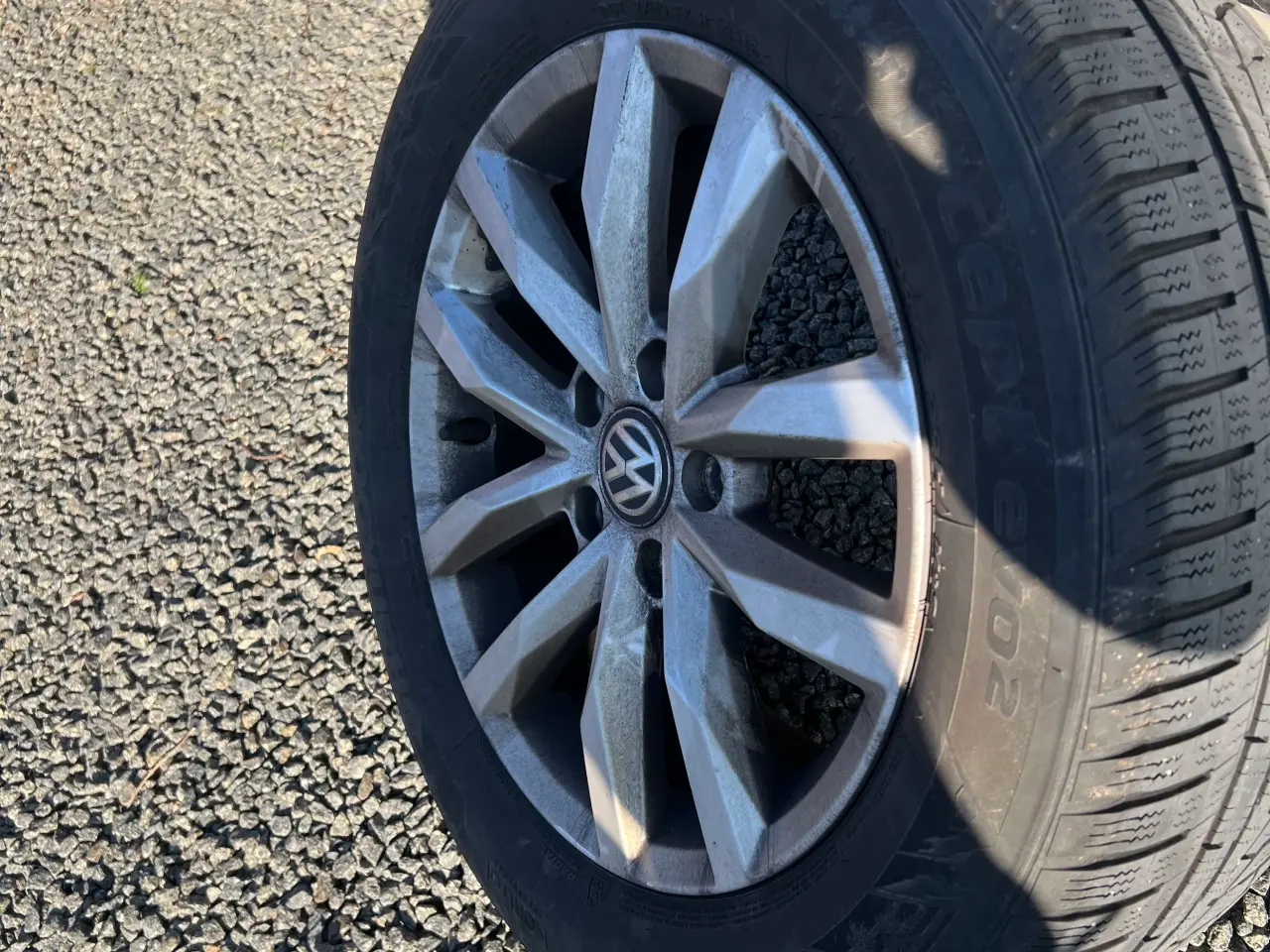 Billede 2 - 4 stk. vinterhjul 16T 1800kr