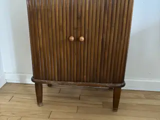 Vintage jalousiskab