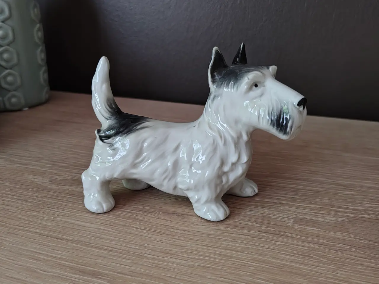 Billede 1 - Sød lille porcelænshund