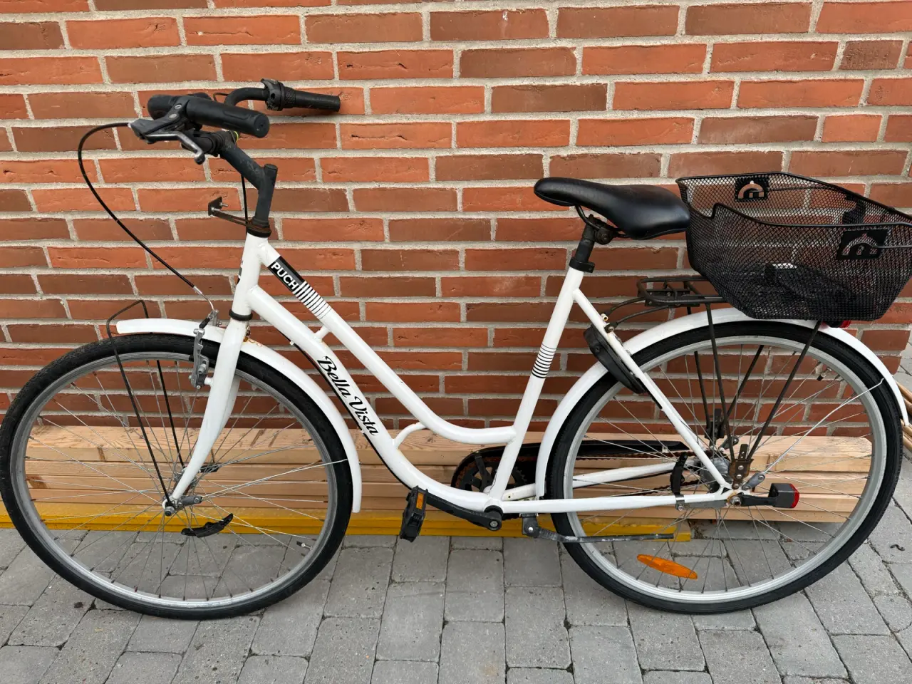 Billede 1 - Klassisk bedstemorcykel