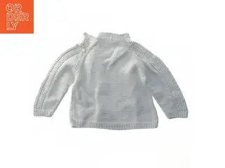 Hvid strikket trøje til baby (str. Bryst. 25 cm. længde. 26 cm)