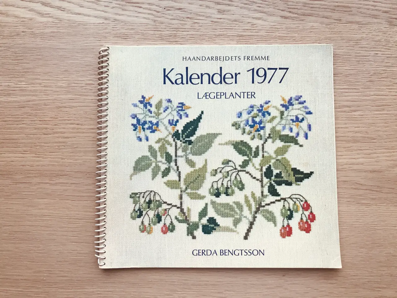 Billede 1 - Kalender 1977 - Lægeplanter