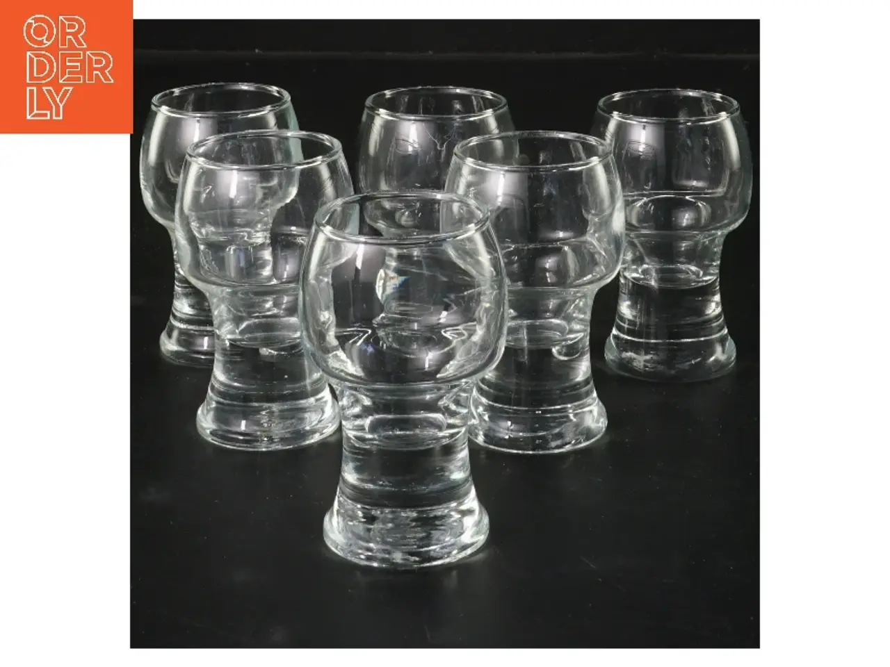 Billede 1 - Sæt med 6 robuste glas (str. 6 stk Ø 4 cm længde 8 cm)