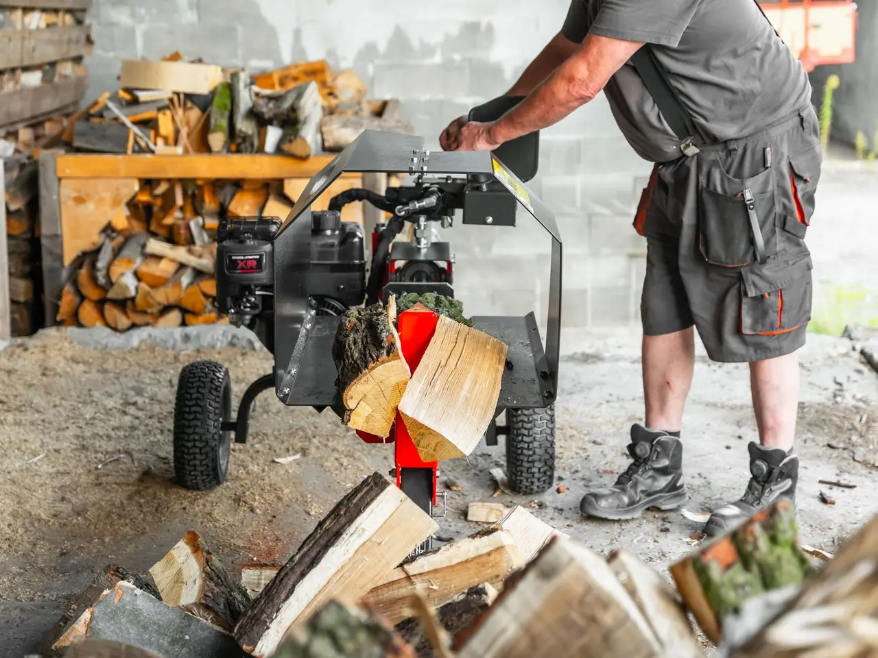 Billede 22 - WoodMaster CWM12B – 12 ton benzin brændekløver (vandret)