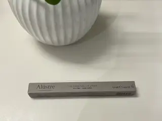 Alûstre Lip Liner