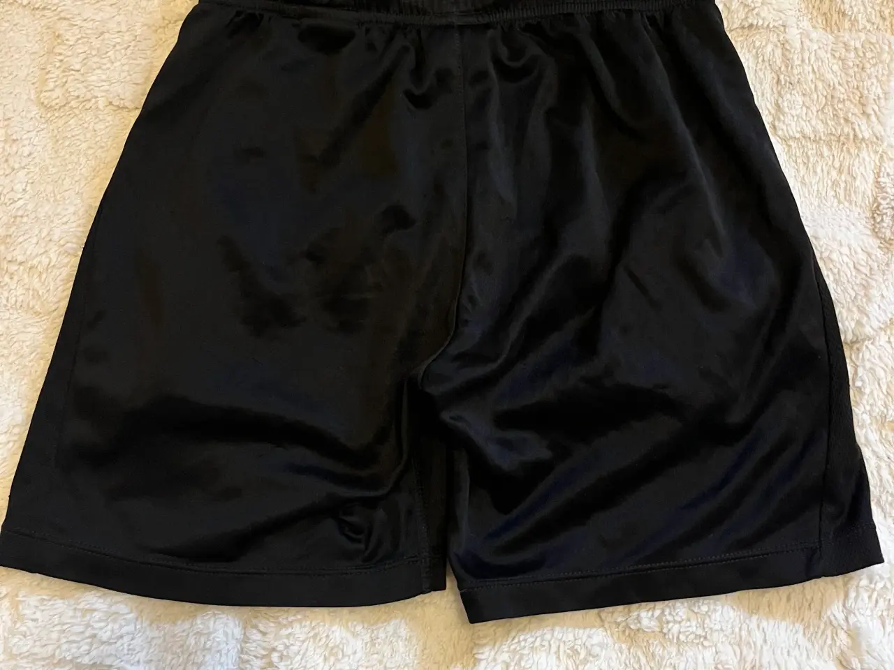 Billede 2 - Shorts fra H&M.