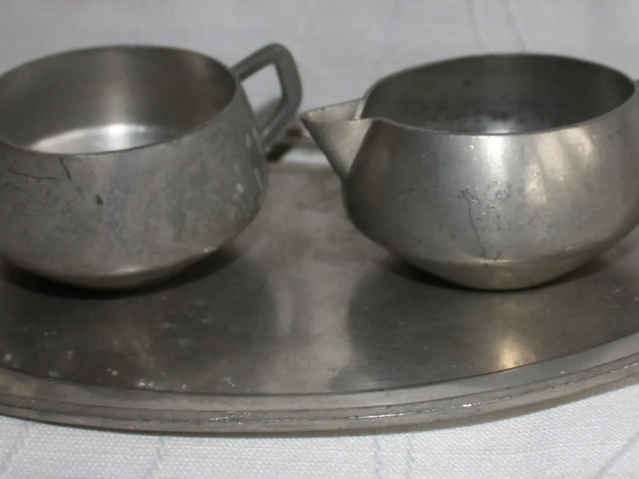 Billede 2 - Sukker- flødestel af tin
