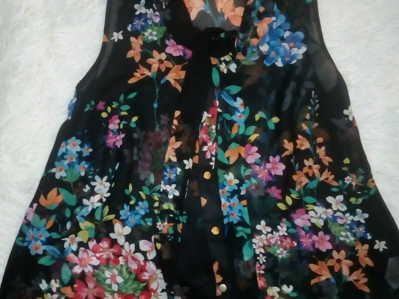Billede 1 - Bluse/top. u ærmer/Athmosphere blouse / Str: 36 