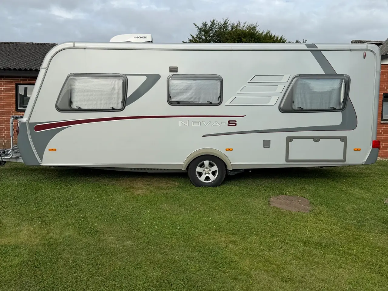 Billede 1 - Hymer nova s545 med 2 fortelte