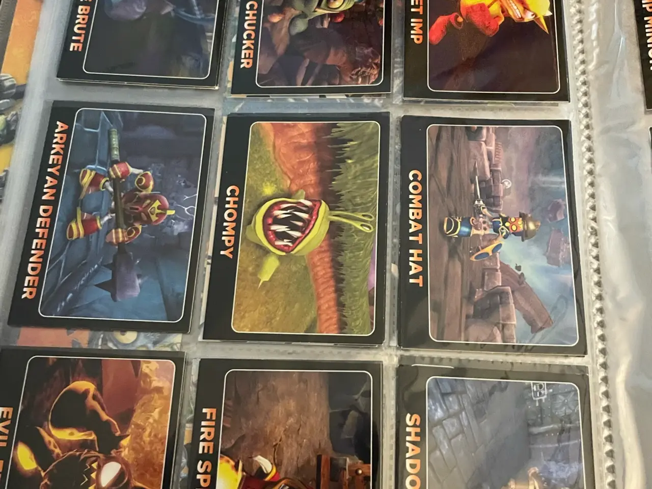 Billede 20 - Skylanders samlekort 287 stk.