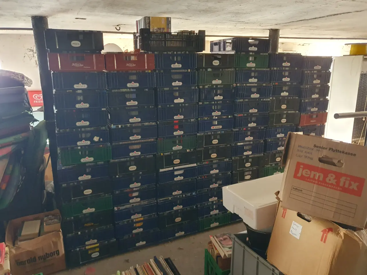 Billede 1 - 9500 dvd'er sælges samlet