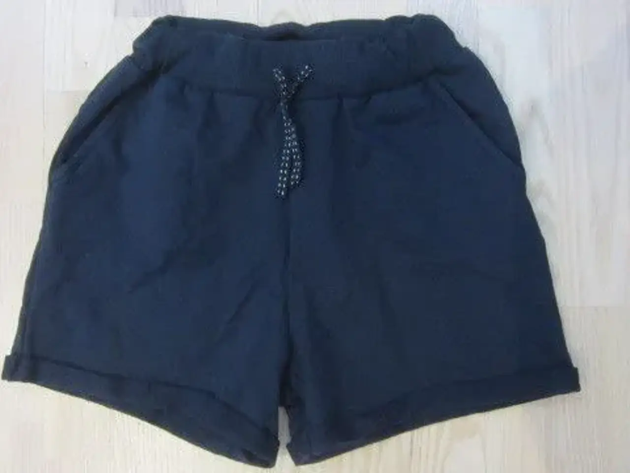 Billede 1 - Str. 164, flotte mørkeblå shorts