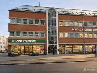 Et butikslokale midt i Herlevs travleste kryds