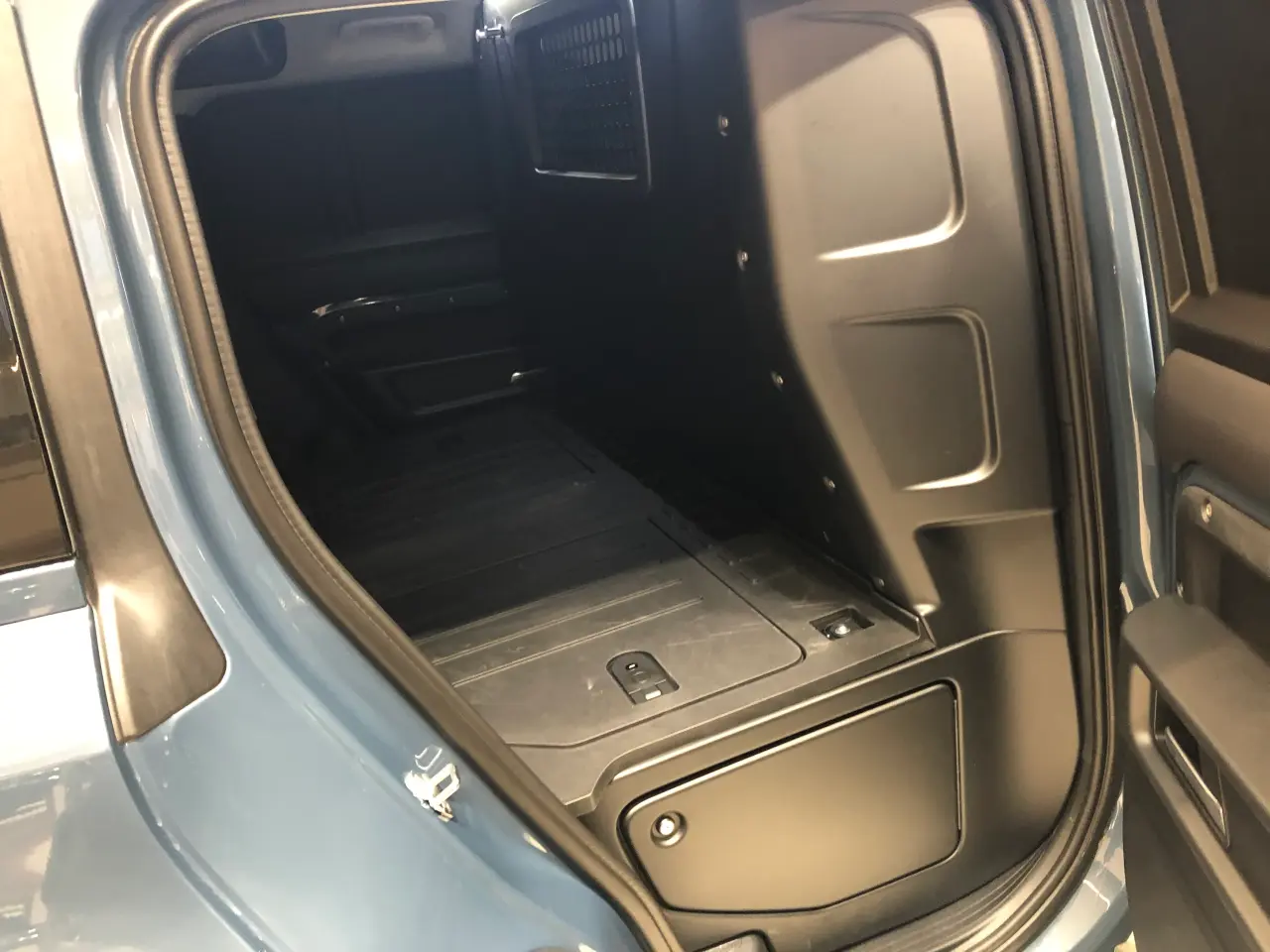 Billede 9 - Land Rover Defender 110″ Van 300 HK 3.0 Diesel 4WD