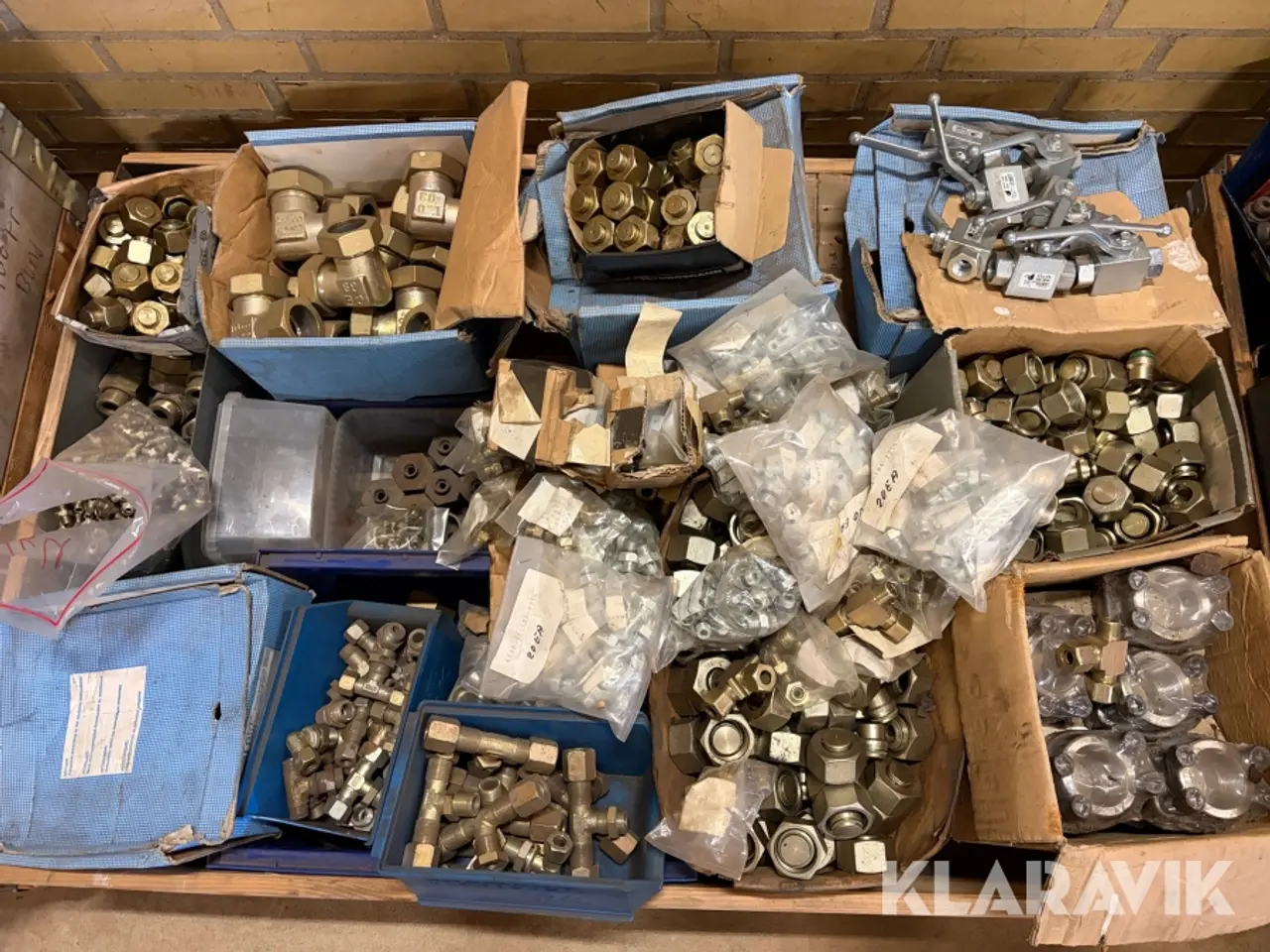 Billede 3 - Lot - Fittings, SAE flanger, og kuglehaner - 1 palle