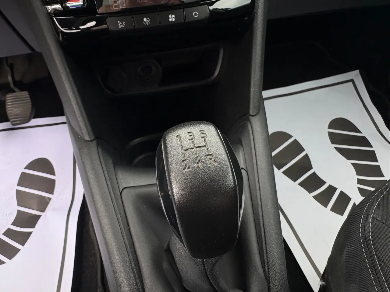 Billede 10 - Peugeot 208 1,6 BlueHDi 100 Desire