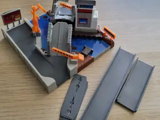 Drawbridge Bay Playset 1994 Galoob. Micro Machines