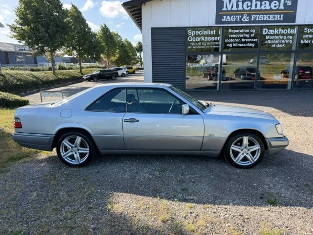 Billede 4 - Mercedes 220 E 2,2 aut.