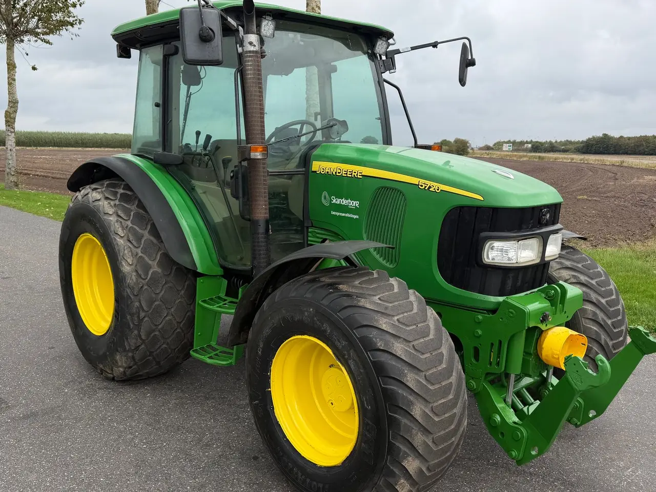 Billede 3 - John Deere 5720 Fin bette traktor med frontlift samt front PTO