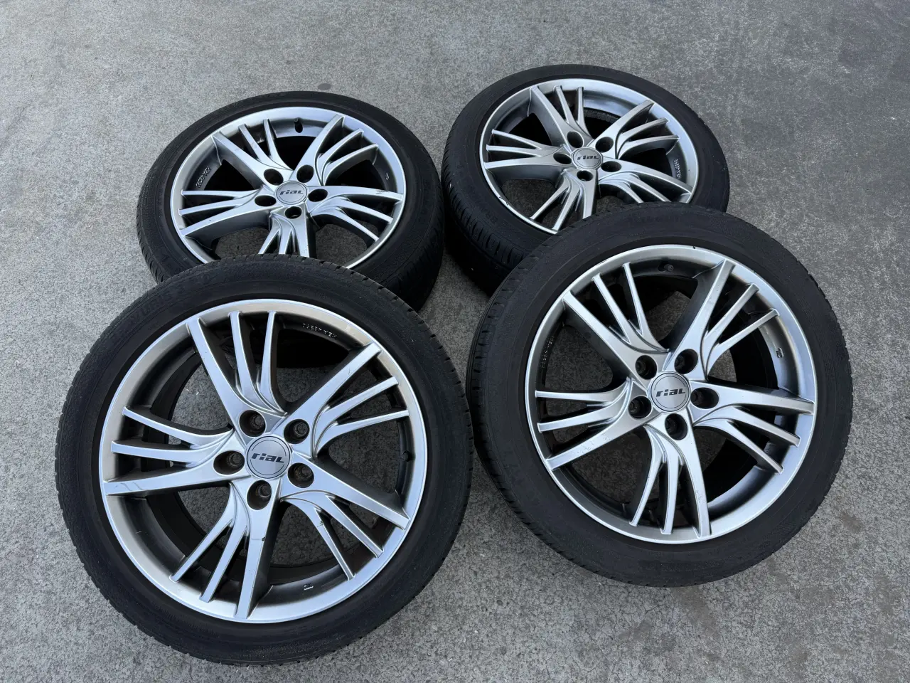 Billede 2 - Sommerhjul passer til VW Golf og andre.
