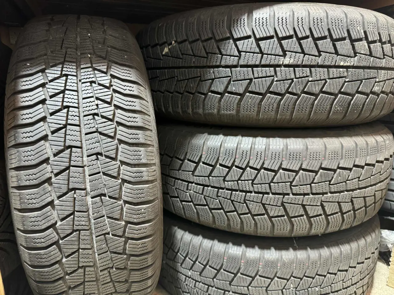 Billede 1 - 5 x 112 Alufælge med Vinterdæk 205/60 R16