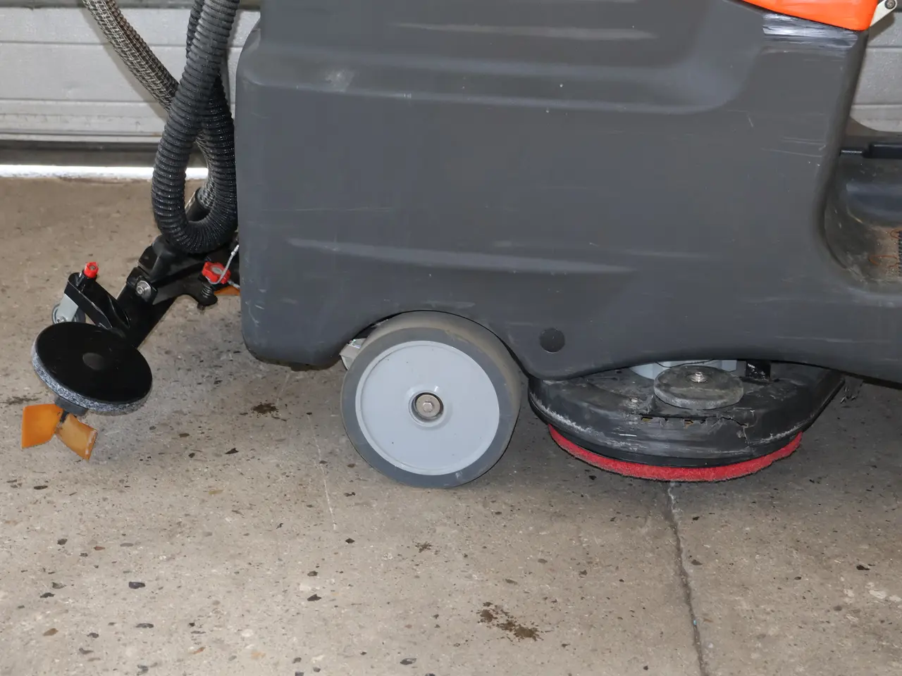 Billede 13 - Krom Pico 66 CTM gulvvaskemaskine m/lader