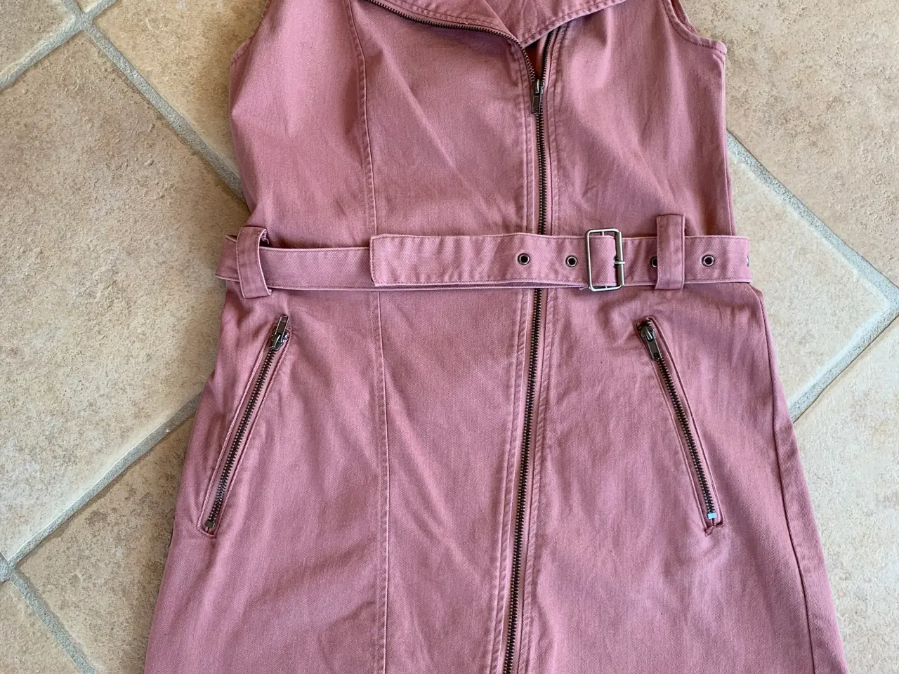 Billede 1 - H&M denim kjole str.44