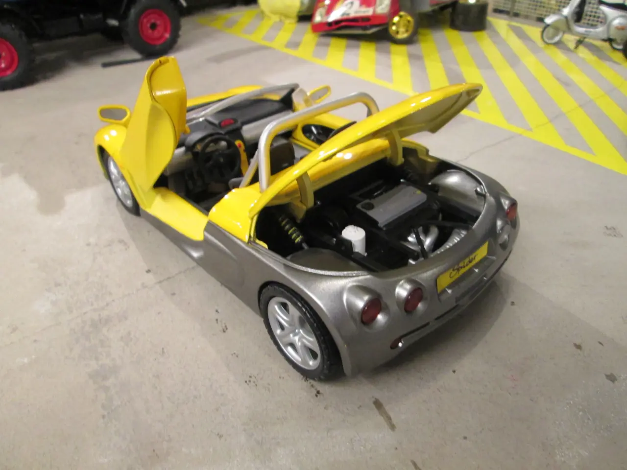 Billede 3 - Renault Spider    Anson   1:18