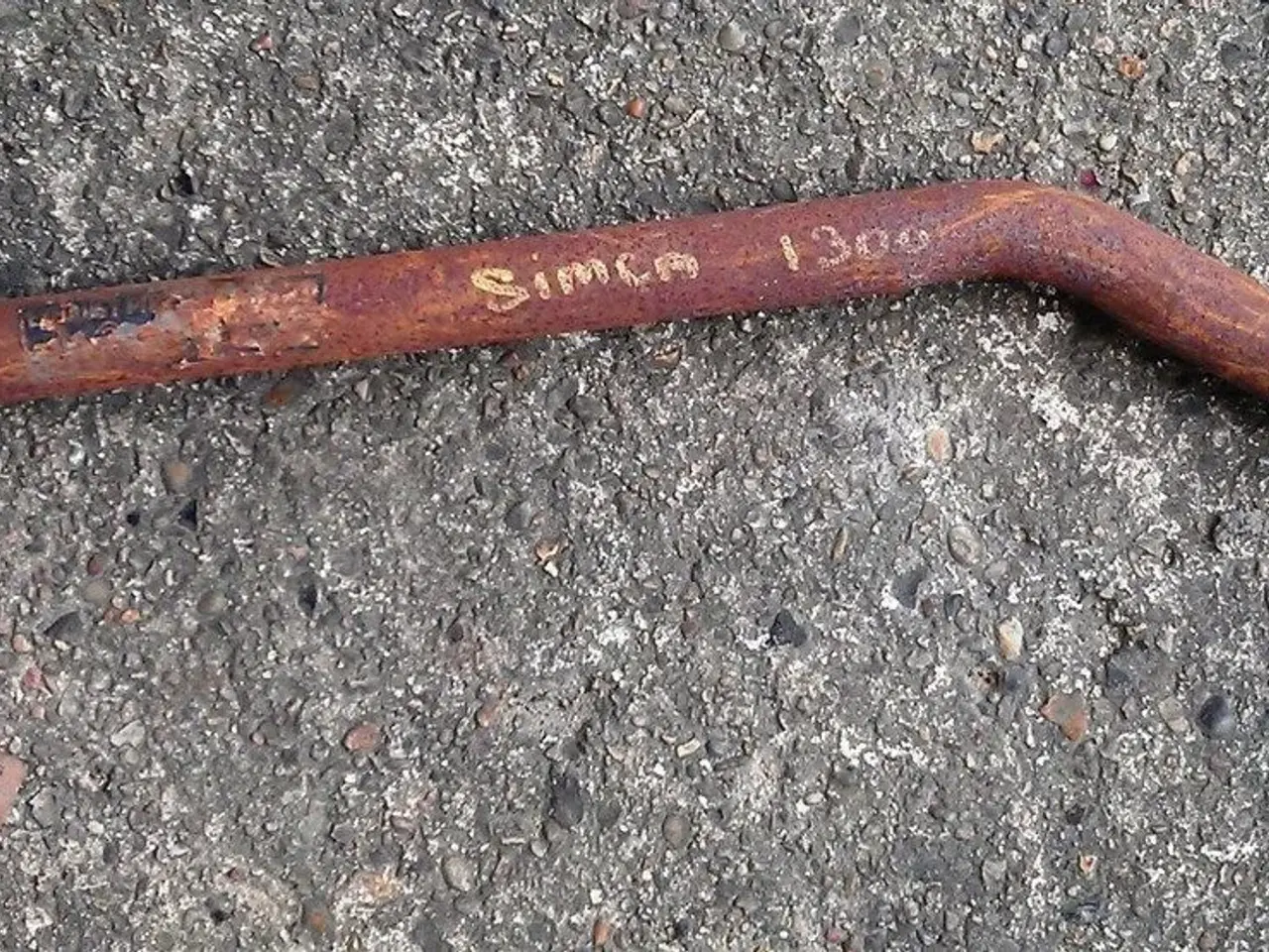 Billede 1 - Udstødning Simca 1300.