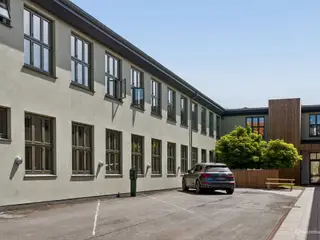 Fremtidens kontor skabt af fortidens materialer