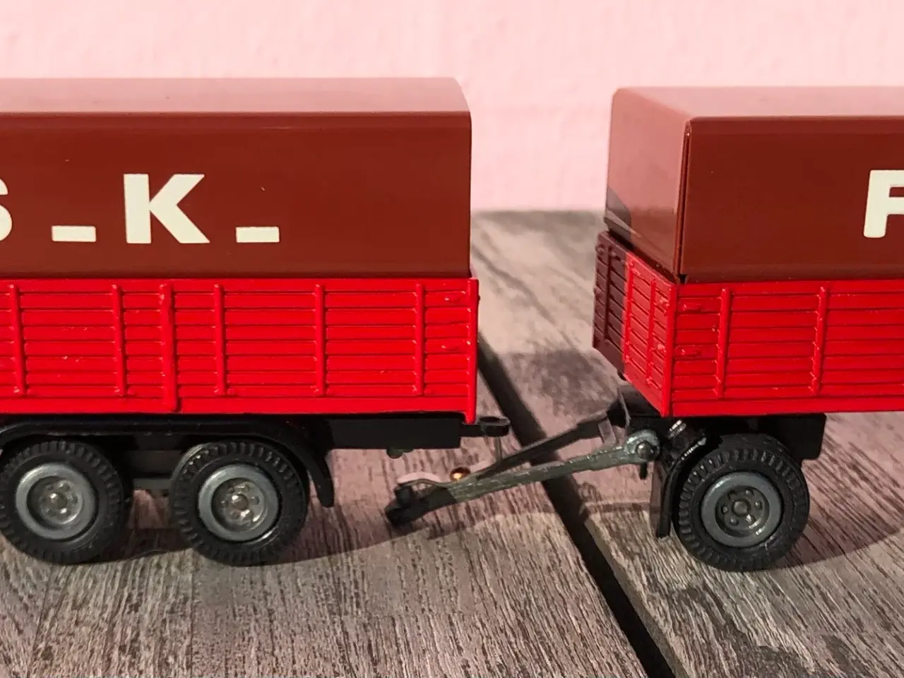 Billede 1 - TEKNO...VOLVO FB88 og ANHÆNGER R.S.K.