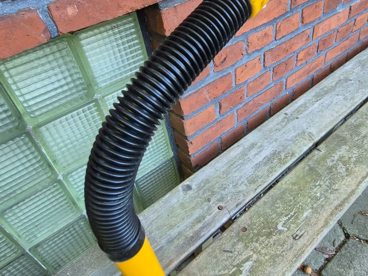Billede 14 - Den fedeste gule bordlampe med klemme