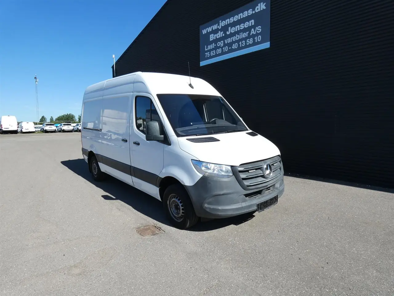 Billede 1 - Mercedes-Benz Sprinter 317 2,0 CDI A2 H2 RWD 9G-Tronic 170HK Van Aut.