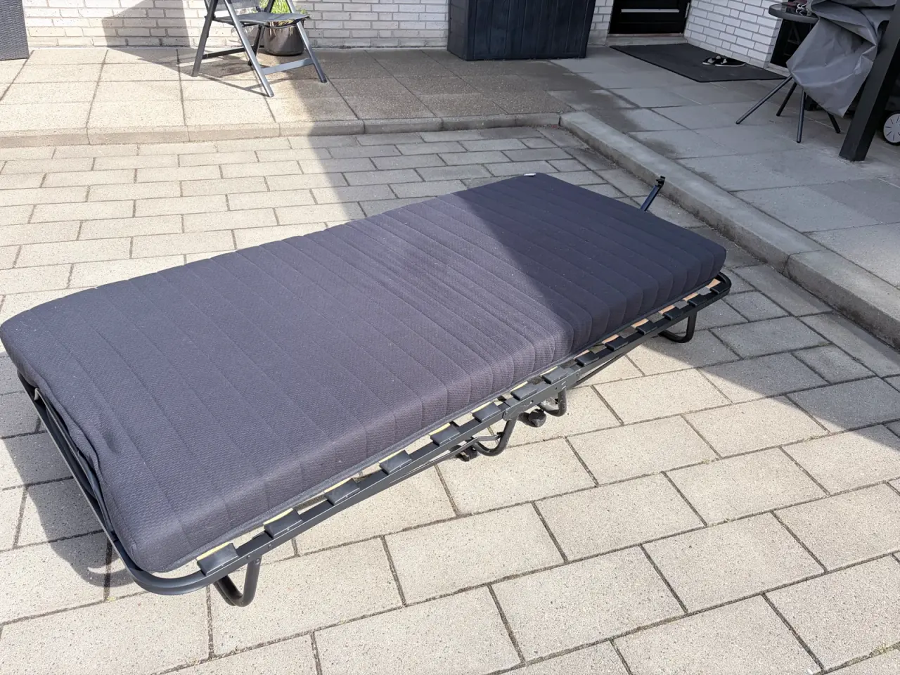 Billede 3 - Sammenklappelig weekend seng