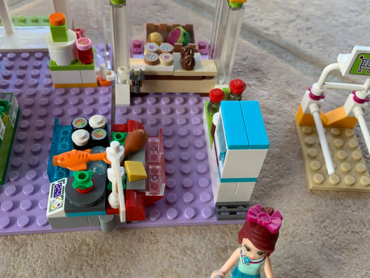 Billede 10 - Lego Friends 41118 Heartlake supermarket