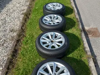 Originale 17" BMW vinterhjul / vinterdæk, Tpms
