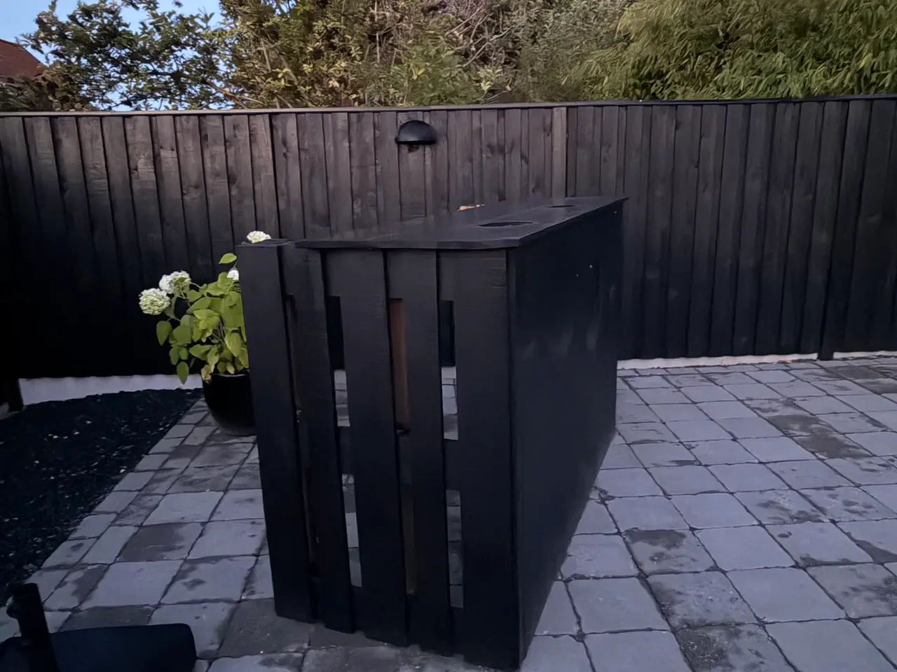 Billede 4 - Hjemmebygget bar sælges