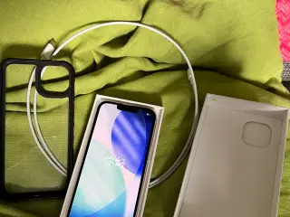iPhone 13 i super stand med 128 gb
