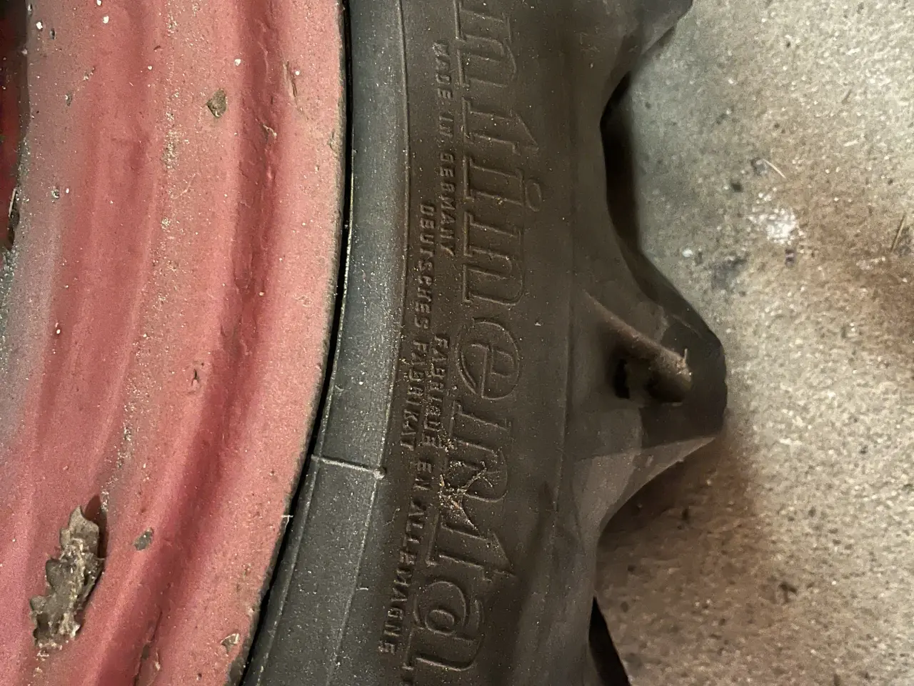 Billede 1 - Traktor dæk Allgaier Porsche
