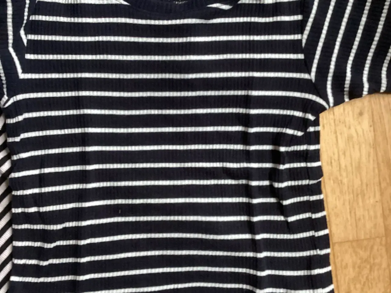 Billede 5 - T-shirts pakke str. 122/128, 4 stk.